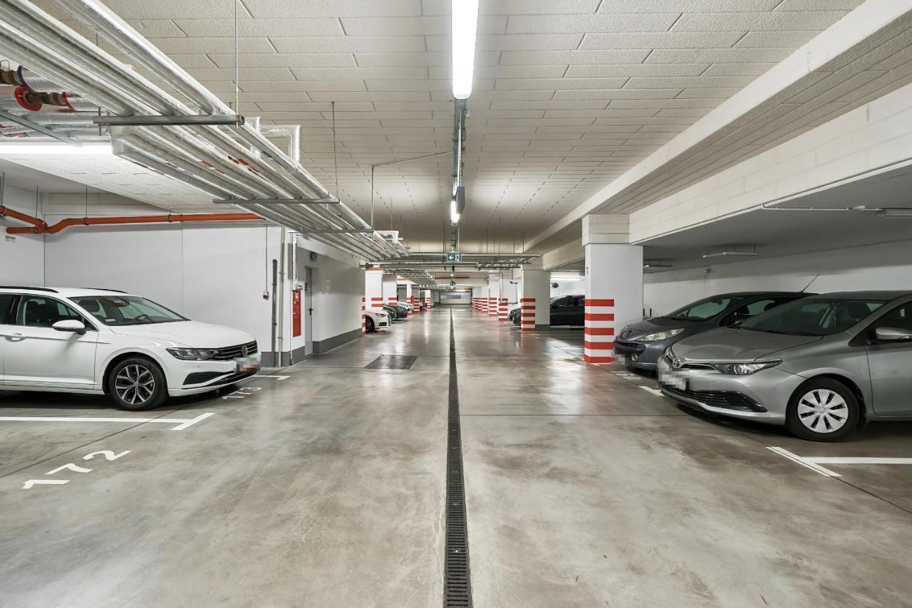 Exclusive Apartments Teczowa With Underground Parking By Noclegi Renters Wrocław Exterior foto