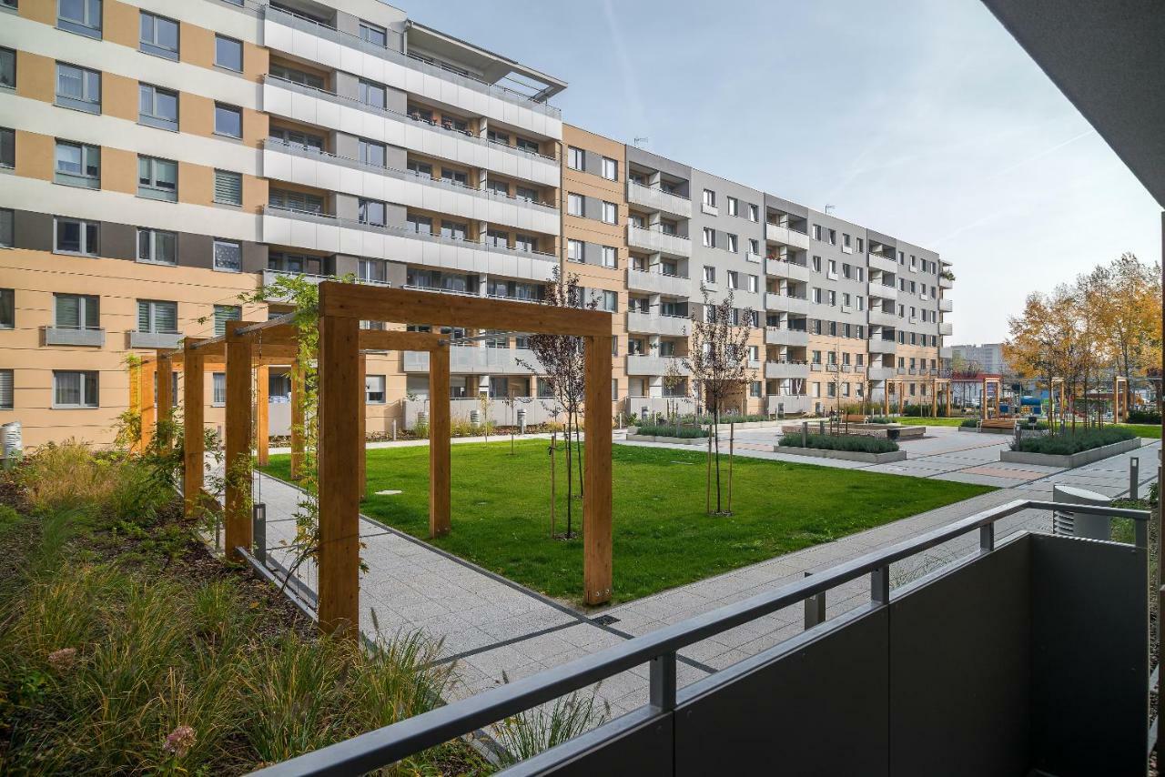 Exclusive Apartments Teczowa With Underground Parking By Noclegi Renters Wrocław Exterior foto