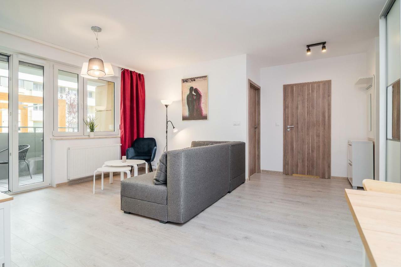 Exclusive Apartments Teczowa With Underground Parking By Noclegi Renters Wrocław Exterior foto