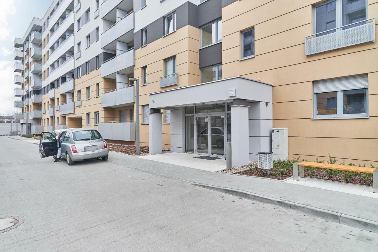 Exclusive Apartments Teczowa With Underground Parking By Noclegi Renters Wrocław Exterior foto